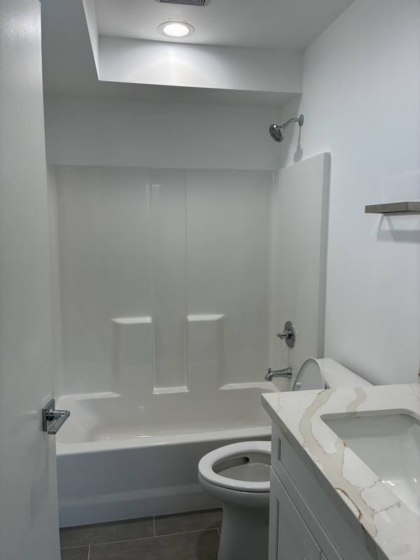 Townhouse for rent at 449 W 74th St, Los Angeles, CA 90003