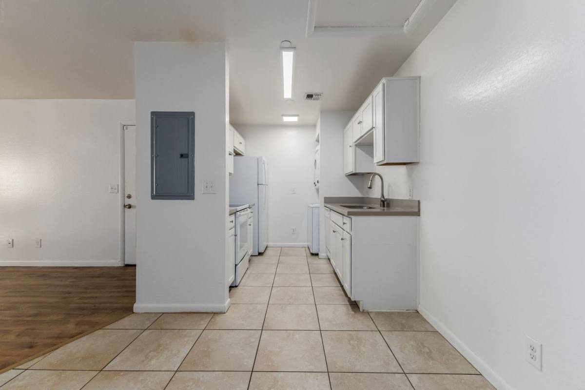 Apartment for rent at 1916 N 32nd St, Phoenix, AZ 85008