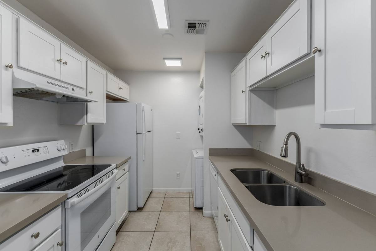 Apartment for rent at 1916 N 32nd St, Phoenix, AZ 85008