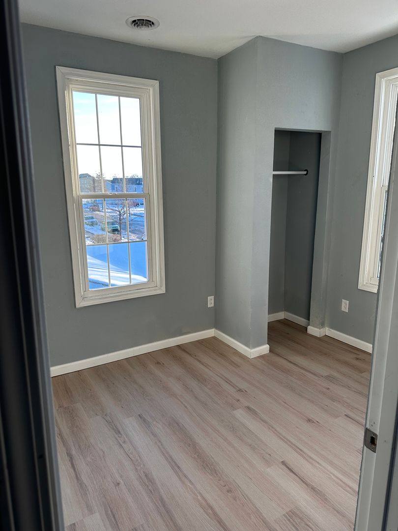 Apartment for rent at 512-514 S 4th St, Terre Haute, IN 47807