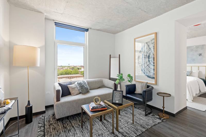 Apartment for rent at 153 N Ashland Ave, Chicago, IL 60653