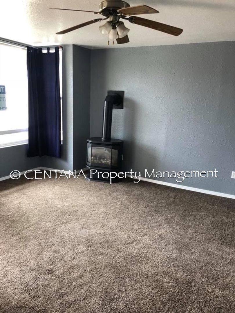Apartment for rent at 1119 W Broadway, Butte, MT 59702