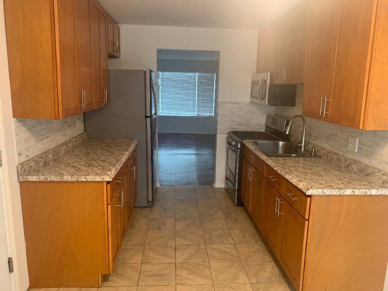 Apartment for rent at 2511 Terrace Ave #1E, Chicago Heights, IL 60411