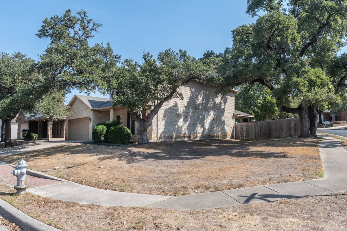 House for rent at 1612 Melissa Oaks Lane, Austin, TX 78744