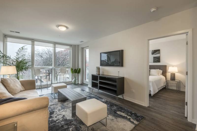 Apartment for rent at 230 W Evergreen Ave, Chicago, IL 60610
