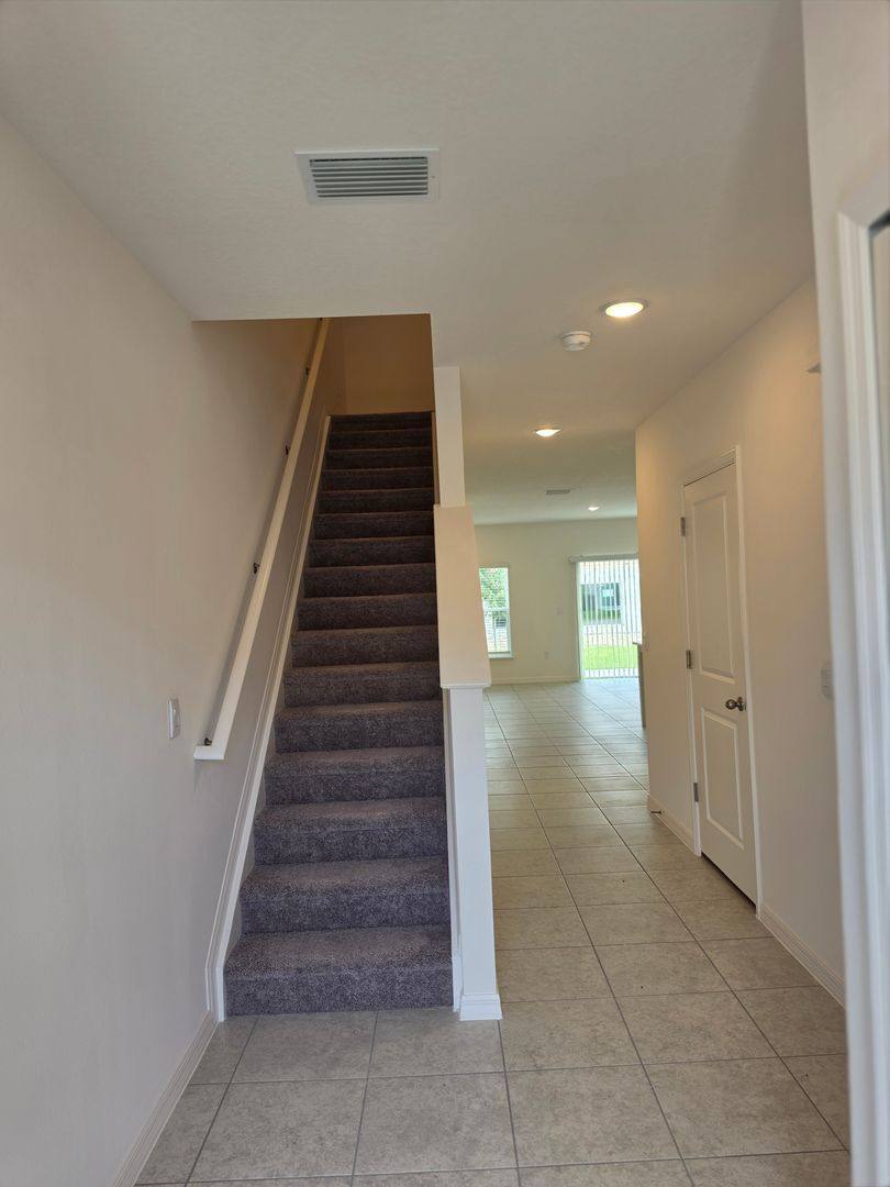Townhouse for rent at 3600 Summit View Way, Lakeland, FL 33803