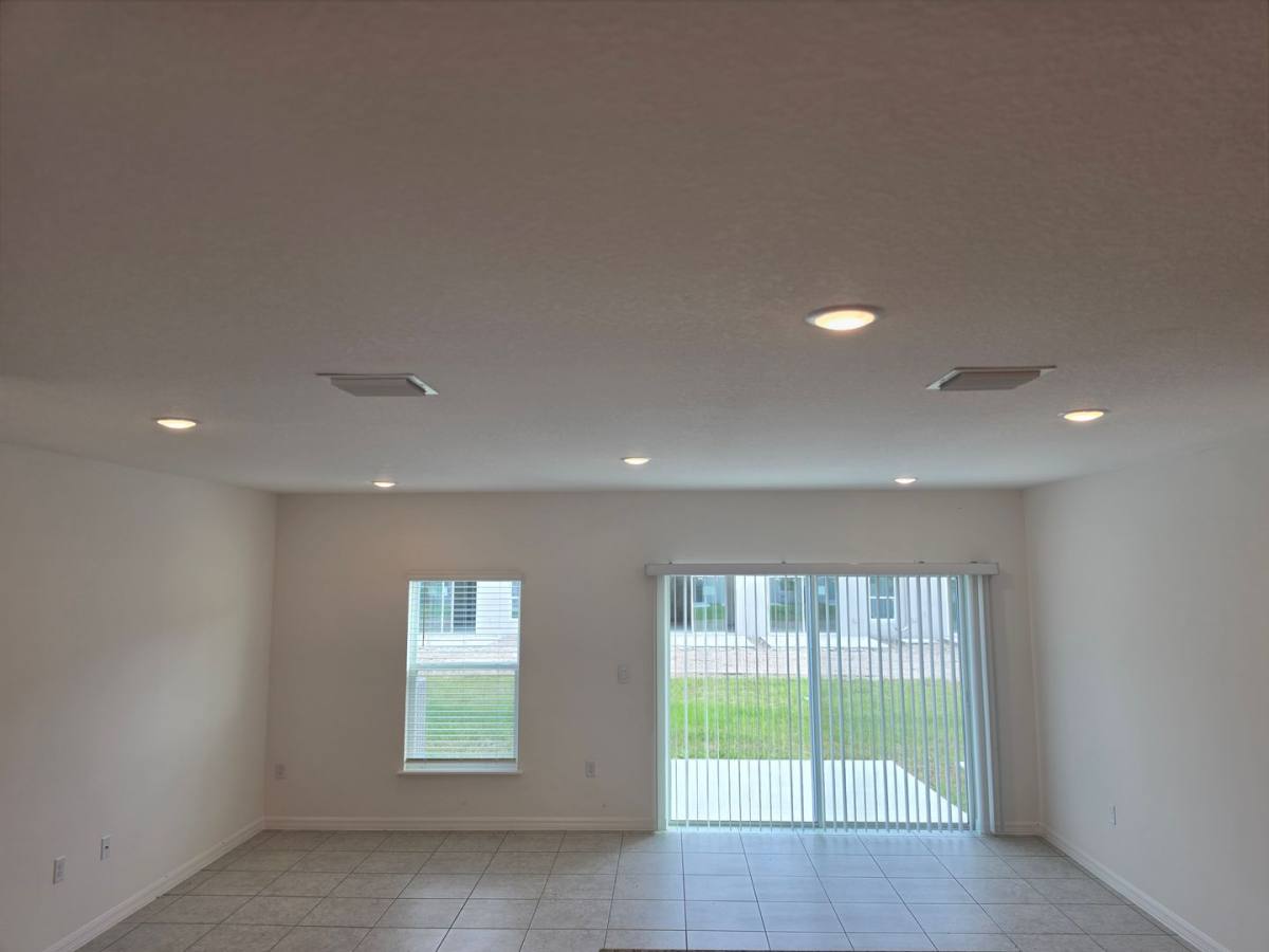 Townhouse for rent at 3600 Summit View Way, Lakeland, FL 33803