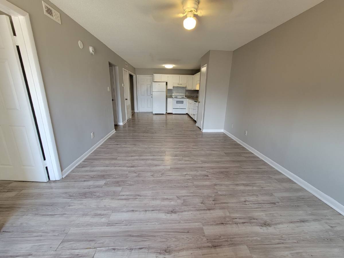 Apartment for rent at 1818 Glenn St SW #1, Decatur, AL 35603