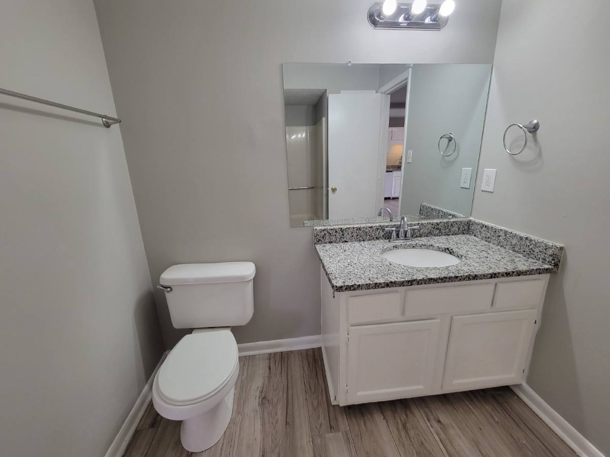 Apartment for rent at 1818 Glenn St SW #1, Decatur, AL 35603