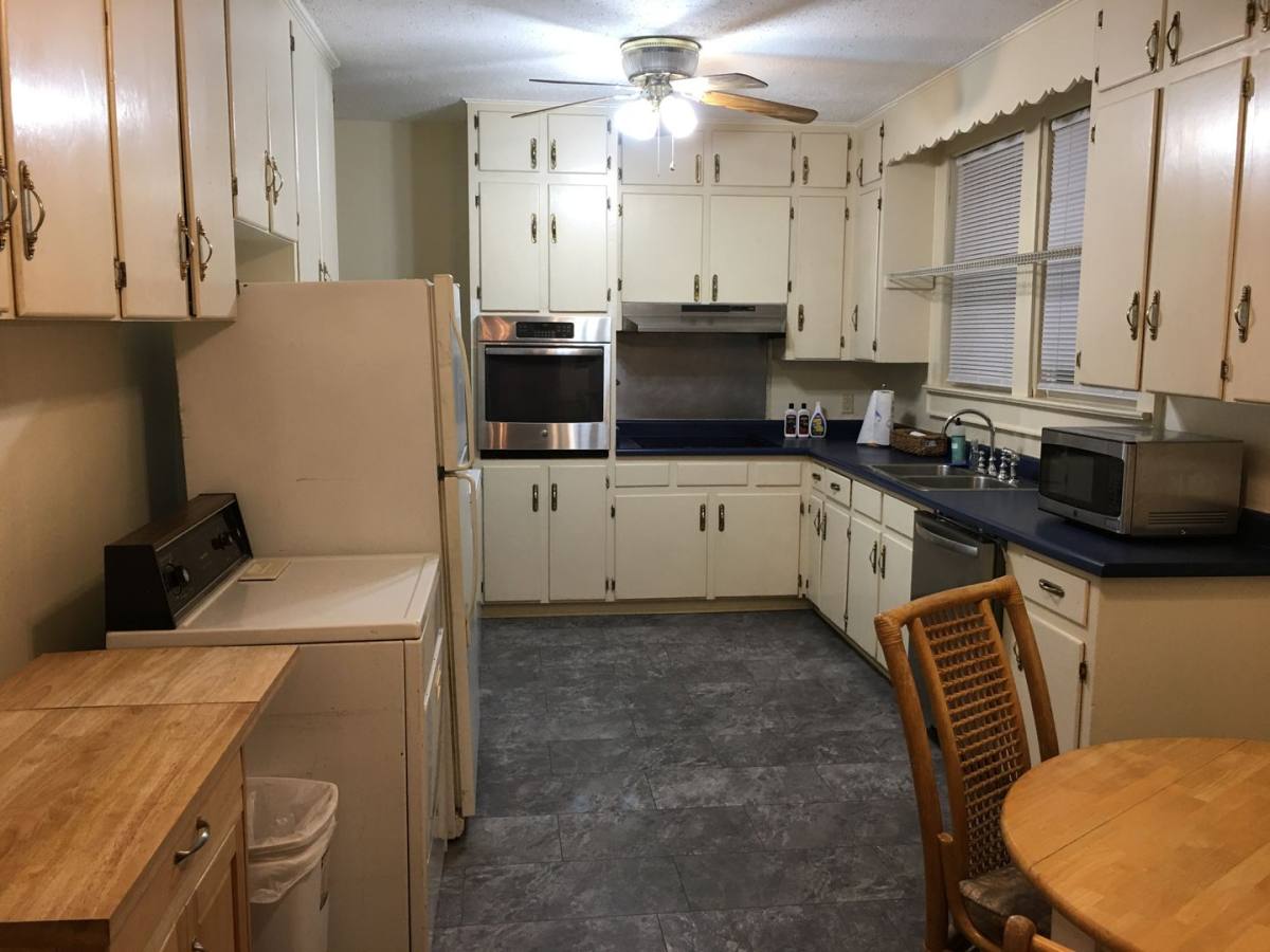 Apartment for rent at 407 S Edisto Ave, Columbia, SC 29205