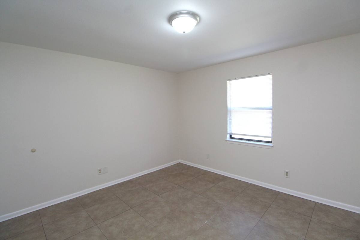 Apartment for rent at 5207 Charbar Dr #B, Pensacola, FL 32526