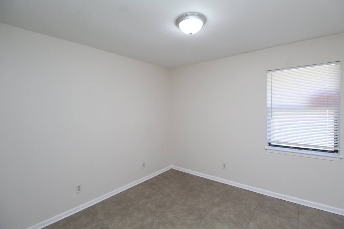 Apartment for rent at 5207 Charbar Dr #B, Pensacola, FL 32526