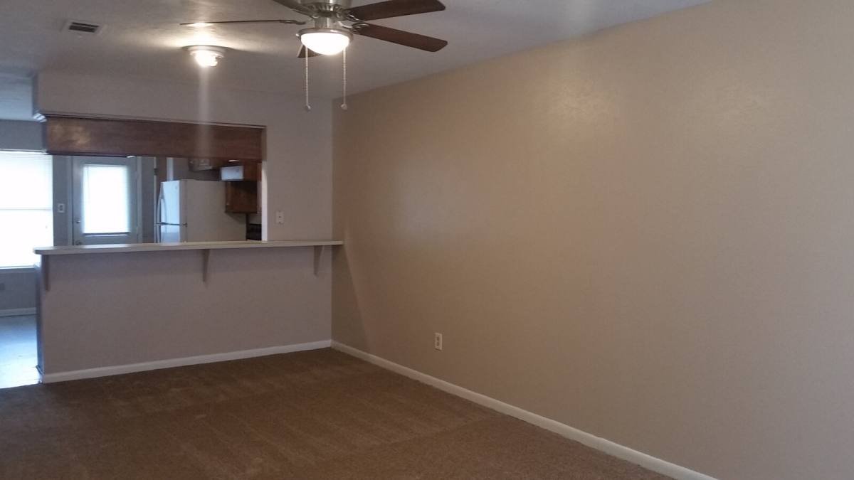 Townhouse for rent at 1715 Hazelwood St, Conroe, TX 77301