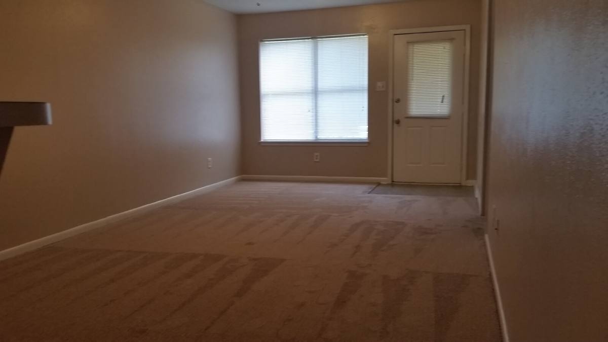 Townhouse for rent at 1715 Hazelwood St, Conroe, TX 77301