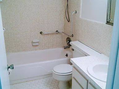 Townhouse for rent at 10530 68th Ave, Seminole, FL 33772