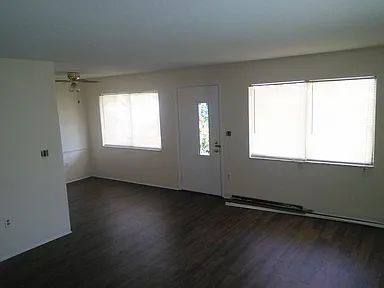 Townhouse for rent at 10530 68th Ave, Seminole, FL 33772