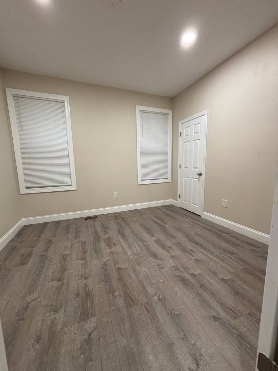 Apartment for rent at 811 S 13th St S13th 1 Union, Newark, NJ 07108