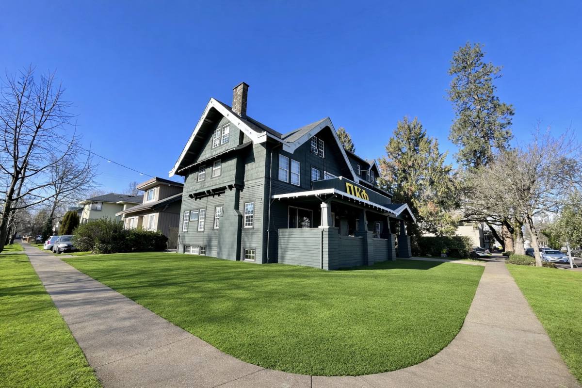 Apartment for rent at 1186 Ferry St, Eugene, OR 97401