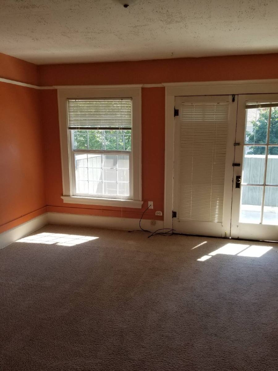 Apartment for rent at 1186 Ferry St, Eugene, OR 97401
