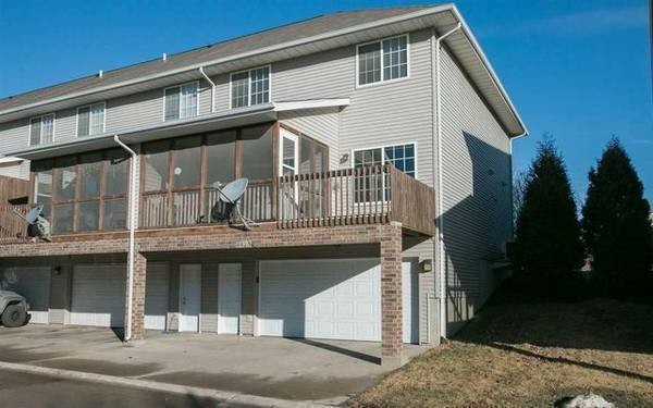 Townhouse for rent at 4419 E Court St, Coralville, IA 52241