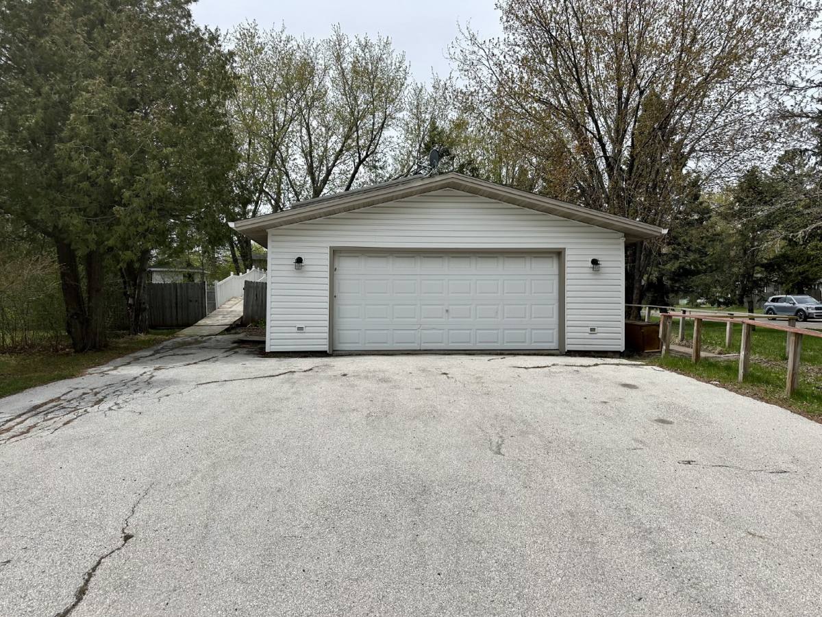 House for rent at 2731 Triggs Ave, Duluth, MN 55811