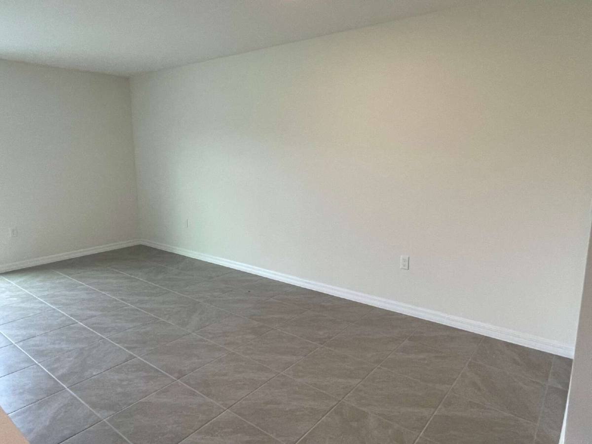 Townhouse for rent at 8386 Gower Trail, Wildwood, FL 34785