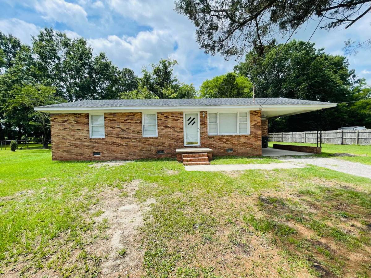 House for rent at 204 E James St, La Grange, NC 28551