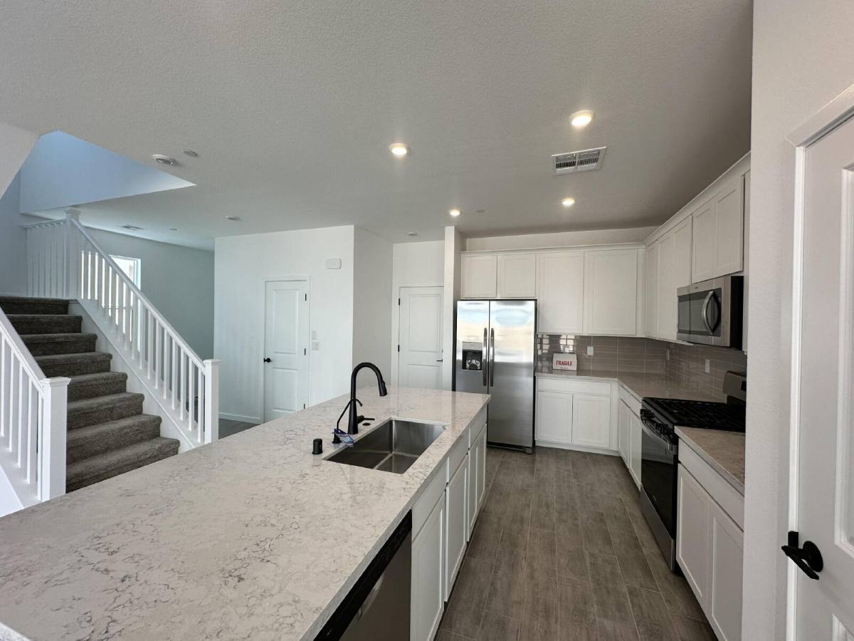 House for rent at 878 Benning St, Henderson, NV 89011