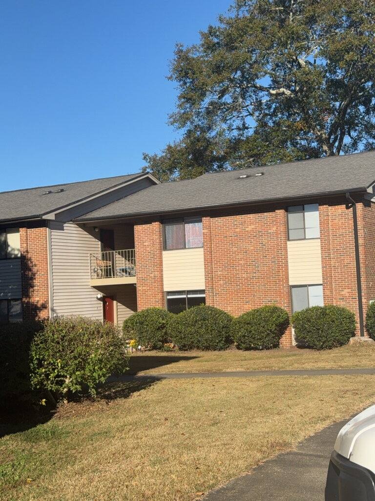 Apartment for rent at 225 Breazeale St #13 Town Square Apts, Belton, SC 29627