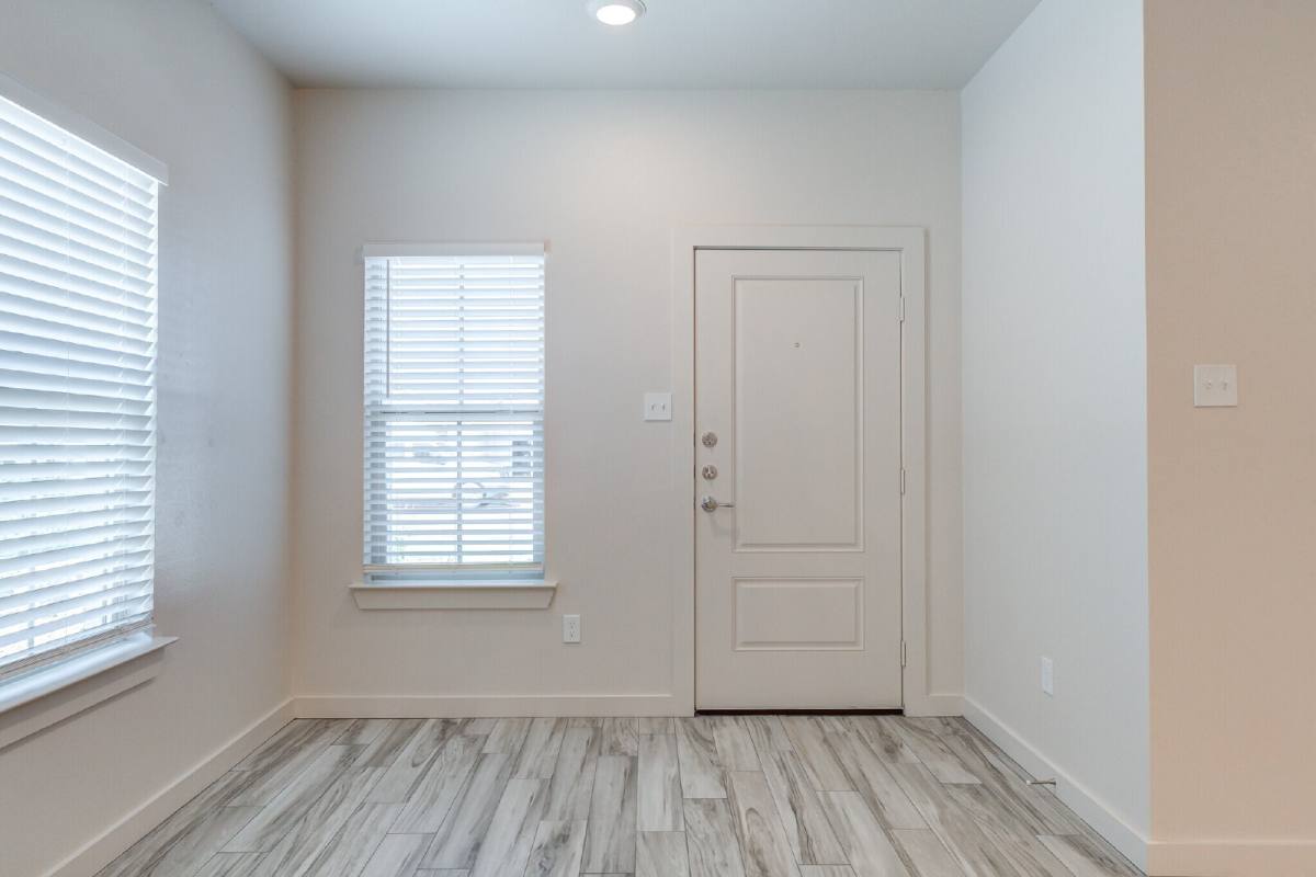 Townhouse for rent at 7036 41st St, Lubbock, TX 79407