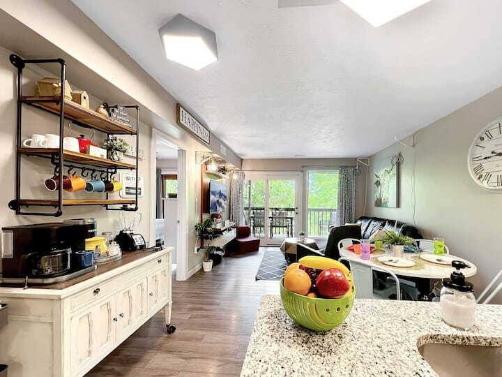 Apartment for rent at 321 Notch Lane, Reeds Spring, MO 65737
