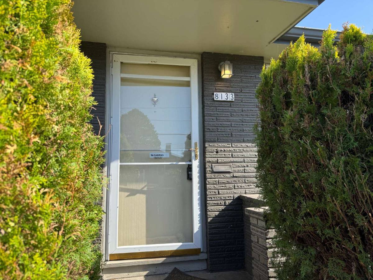 Apartment for rent at 8133 NE Beech St, Portland, OR 97213