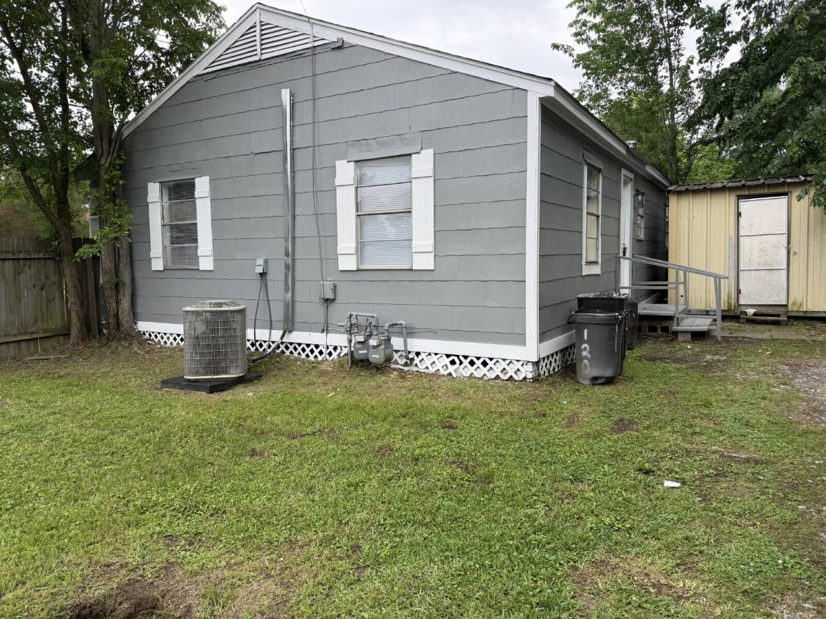 House for rent at 305 Valentour Rd N, Pearl, MS 39208