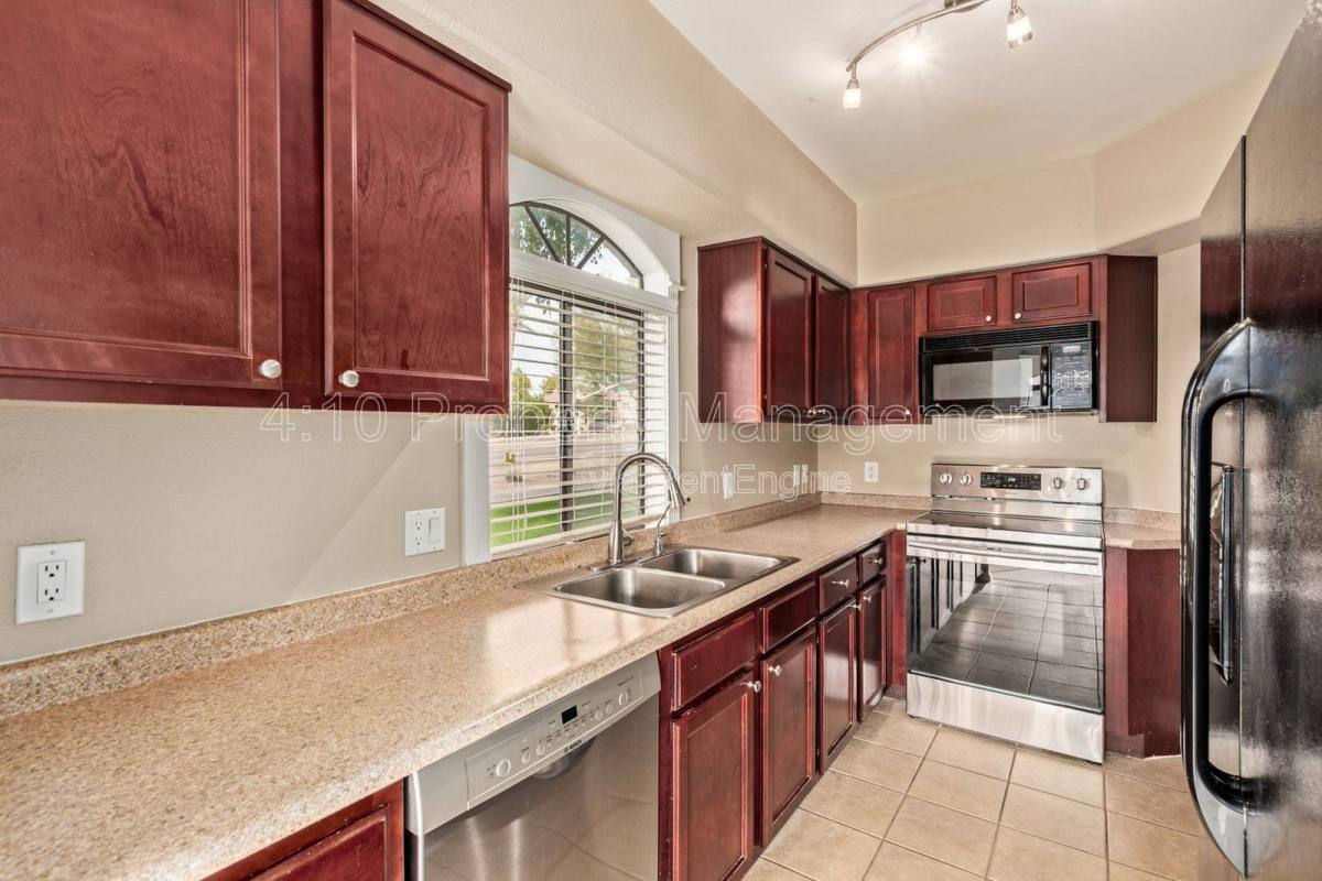 Condo for rent at 15095 N Thompson Peak Parkway #1013, Scottsdale, AZ 85260