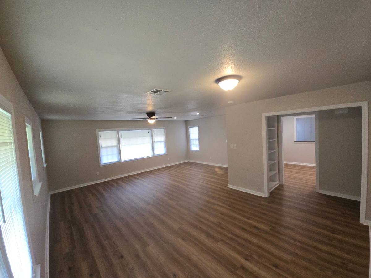 House for rent at 820 Jefferson St, Seminole, OK 74868
