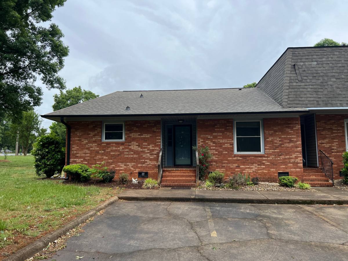Townhouse for rent at 616 Fran Ave, Lincolnton, NC 28092