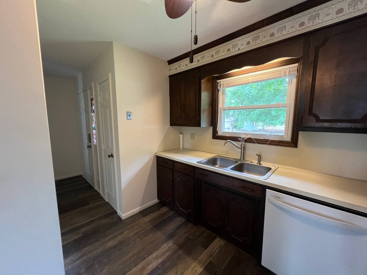 Townhouse for rent at 616 Fran Ave, Lincolnton, NC 28092