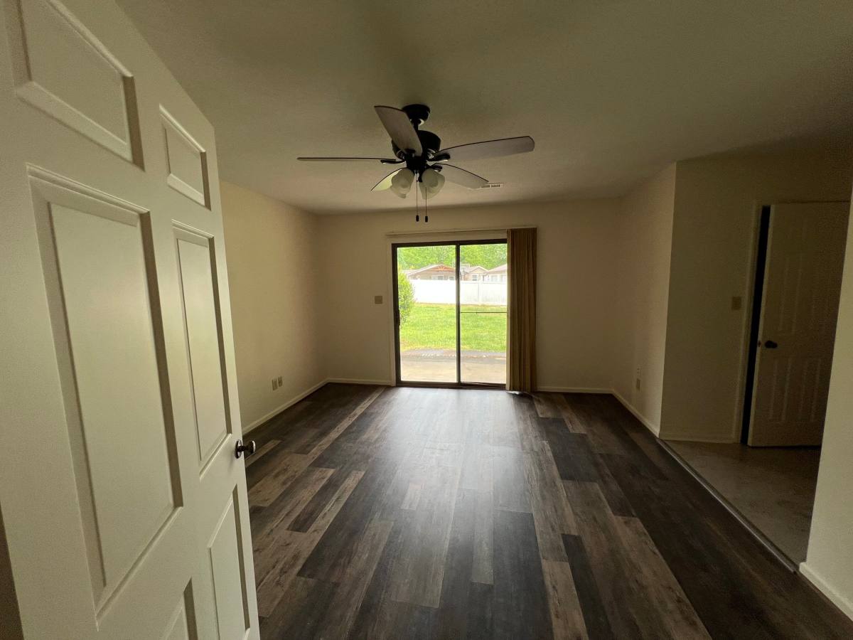 Townhouse for rent at 616 Fran Ave, Lincolnton, NC 28092