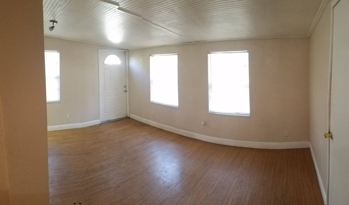 House for rent at 4190 NW 11 Ave, Fort Lauderdale, FL 33334