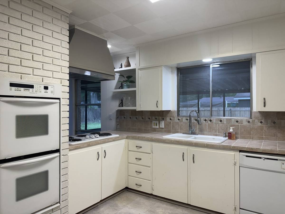 House for rent at 214 Sunny Lane, Lafayette, LA 70506