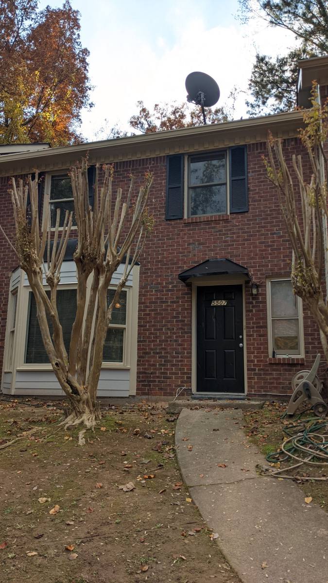Townhouse for rent at 5507 Estates Court, Norcross, GA 30093