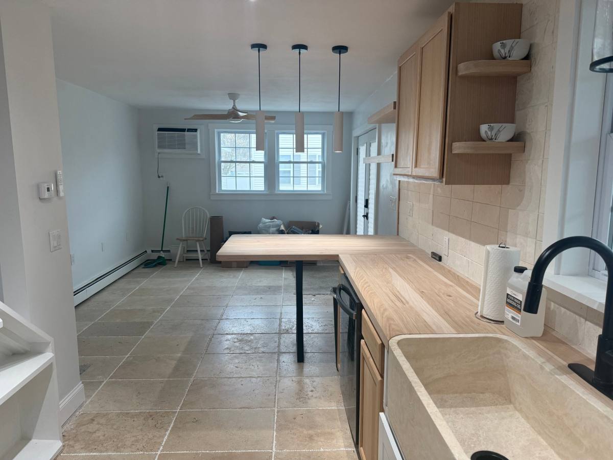Apartment for rent at 21 Kentville Terrace, Hampton, NH 03842