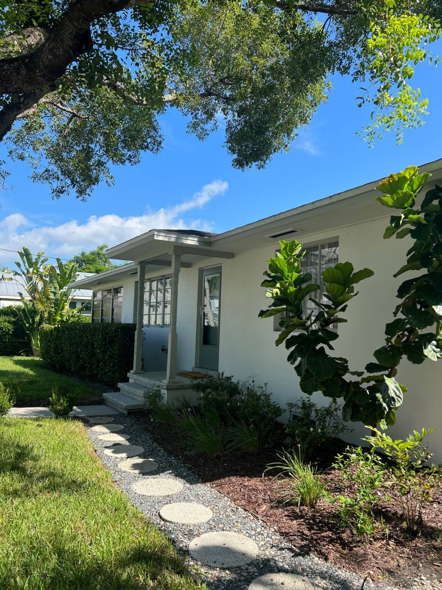 House for rent at 1629 Poinsettia Ave, Fort Myers, FL 33901