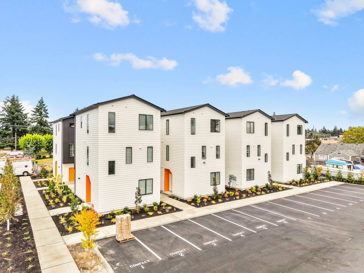 Apartment for rent at 7537 Grange St W, Lakewood, WA 98499