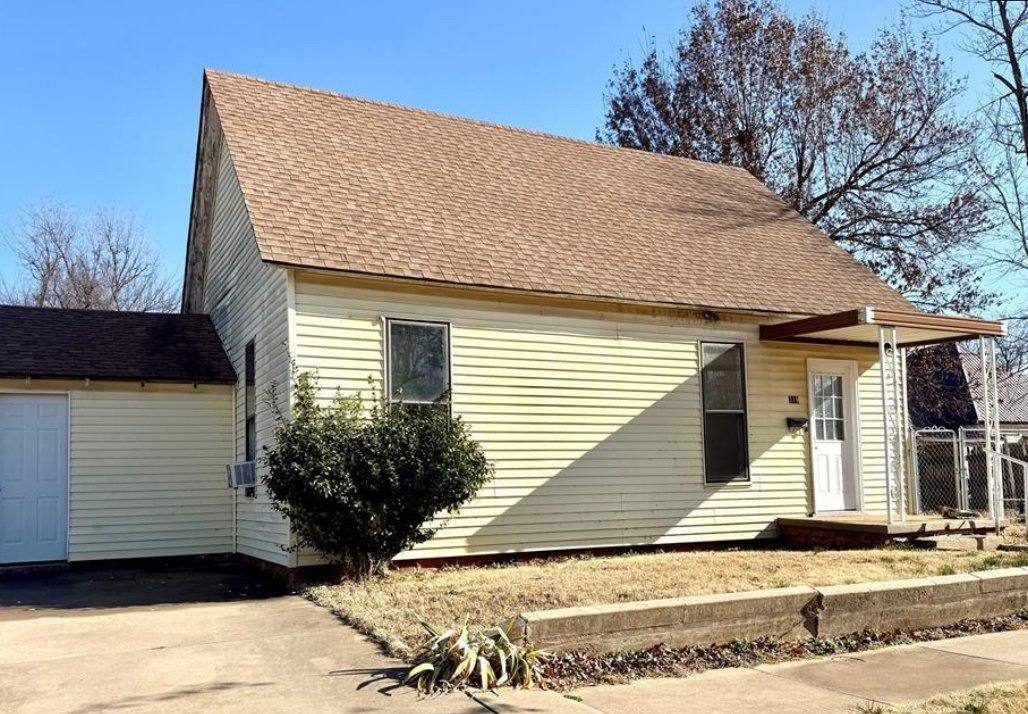 House for rent at 319 S 9th St #7, Chickasha, OK 73018