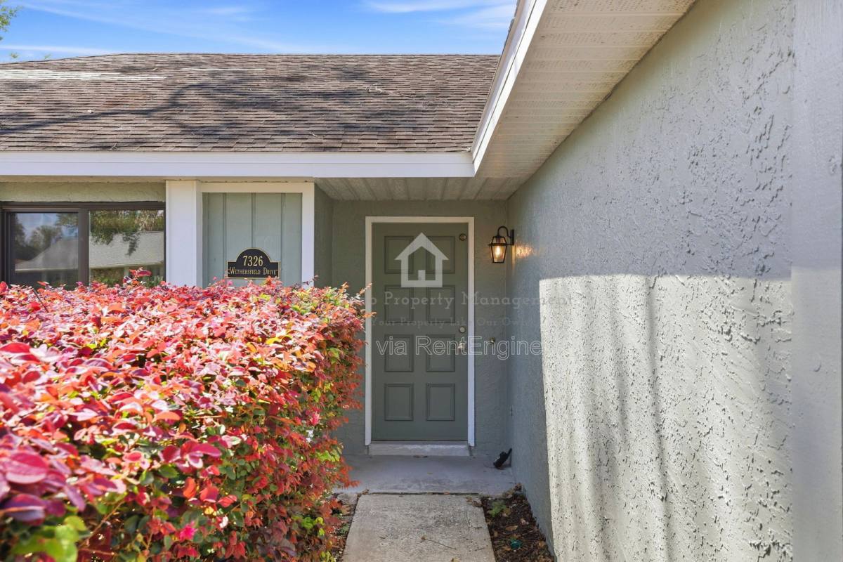 House for rent at 7326 Wethersfield Dr, Orlando, FL 32819