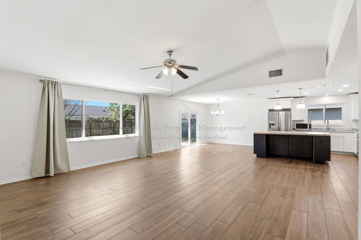 House for rent at 7326 Wethersfield Dr, Orlando, FL 32819