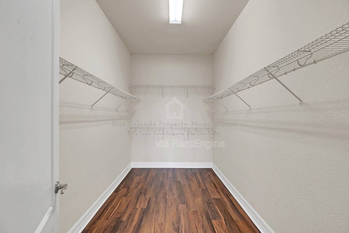House for rent at 10466 Stapeley Dr, Orlando, FL 32832