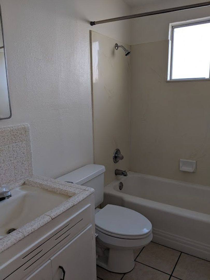 Apartment for rent at 1227 E Drachman St, Tucson, AZ 85719