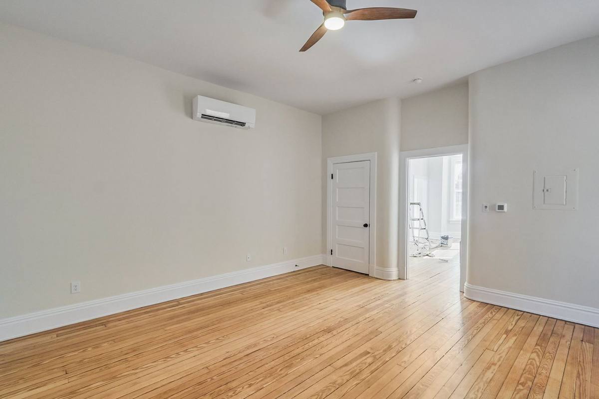 Apartment for rent at 1840 Monument Ave #5, Richmond, VA 23220